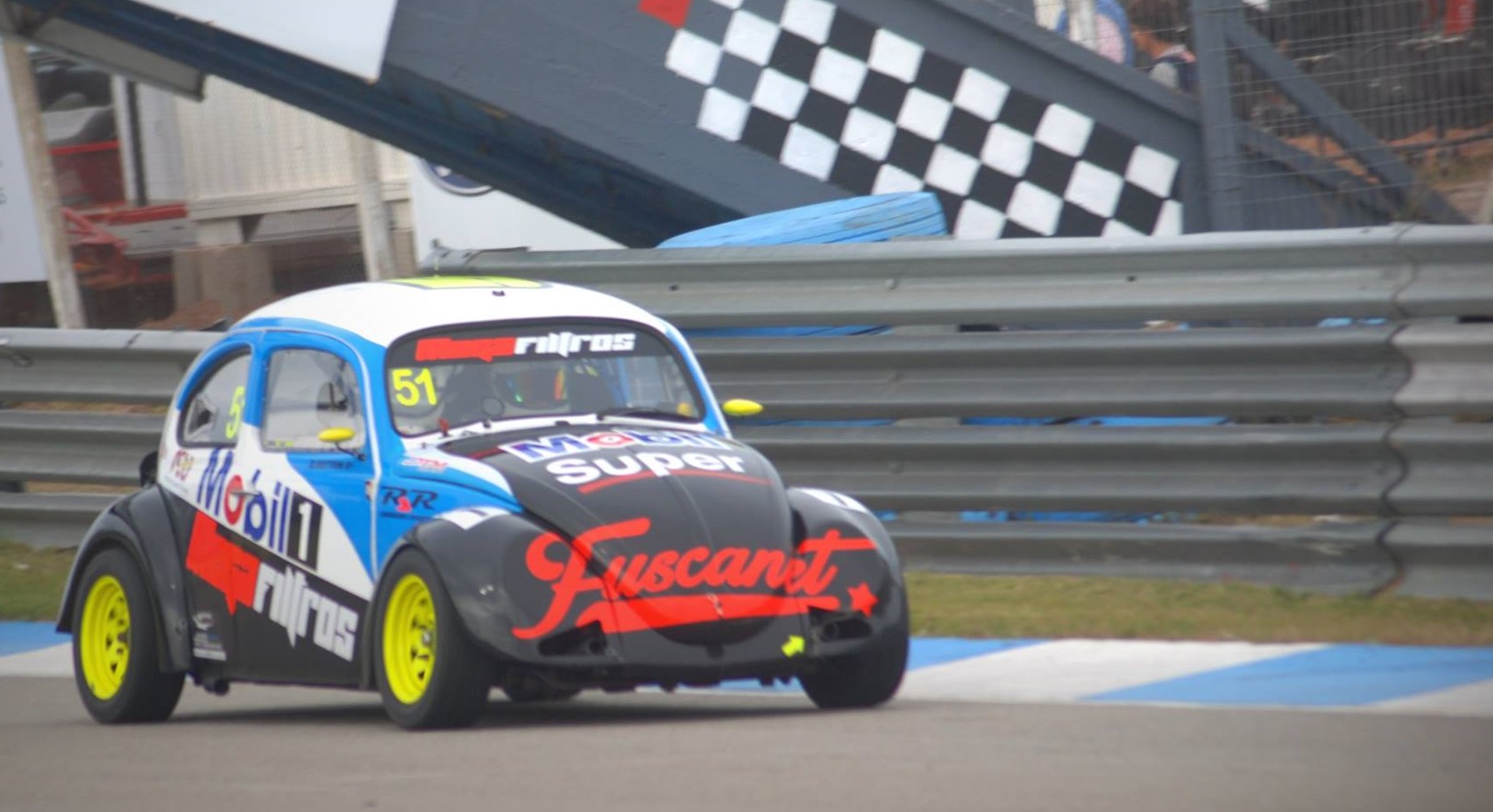 CAMBIA AUTO Y EQUIPO