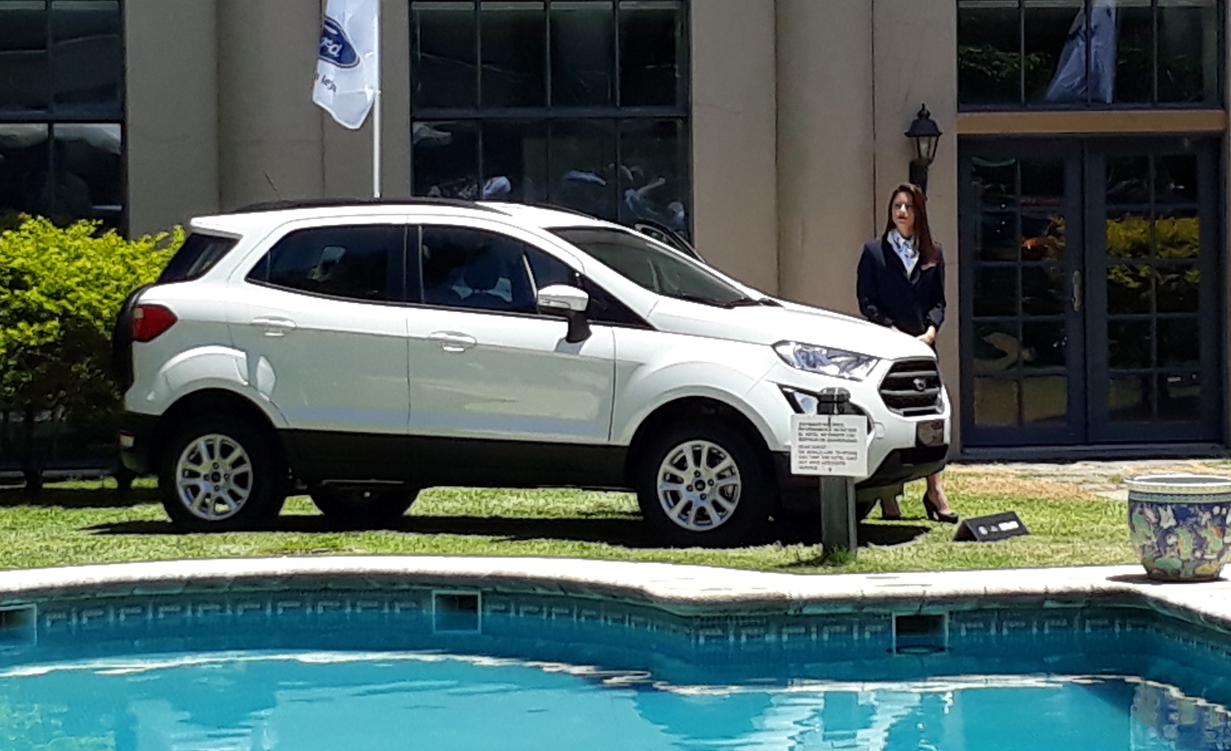 UN LUJO: FORD ECOSPORT