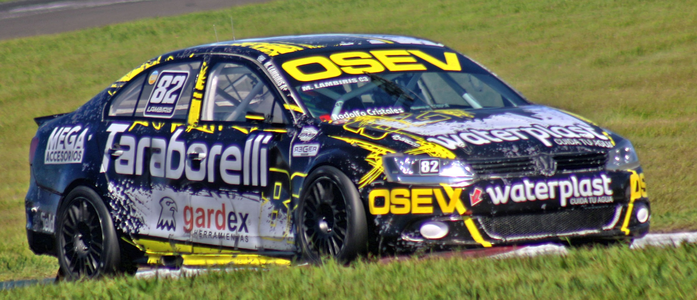 Y ADEMÁS… EL MOTOR